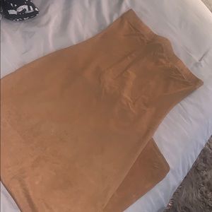 Strapless dress to the knees